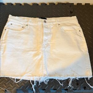 GAP White Frayed Hem Mini Skirt Jean